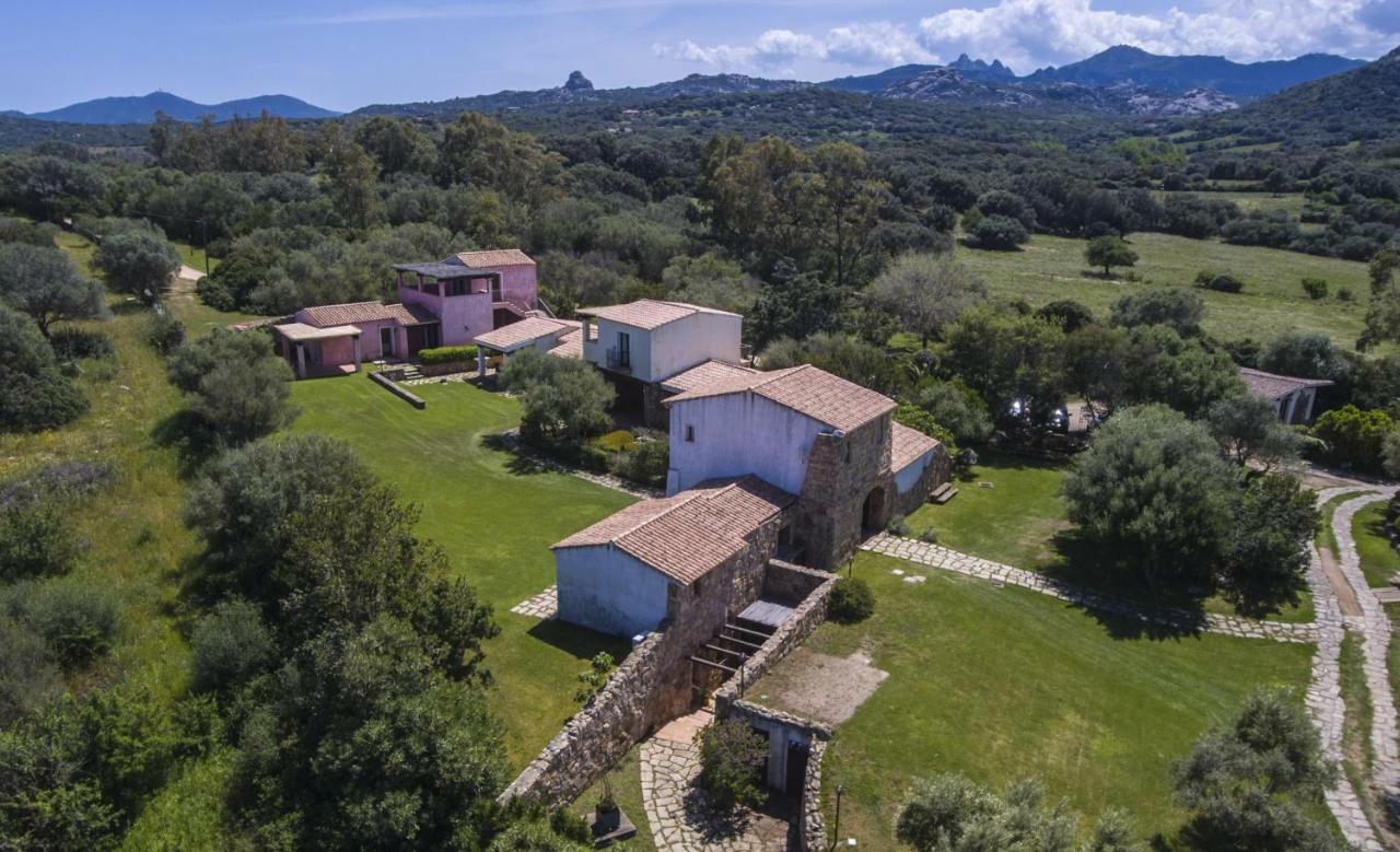 Jaddhu Agriturismo Country Resort Arzachena Exterior photo