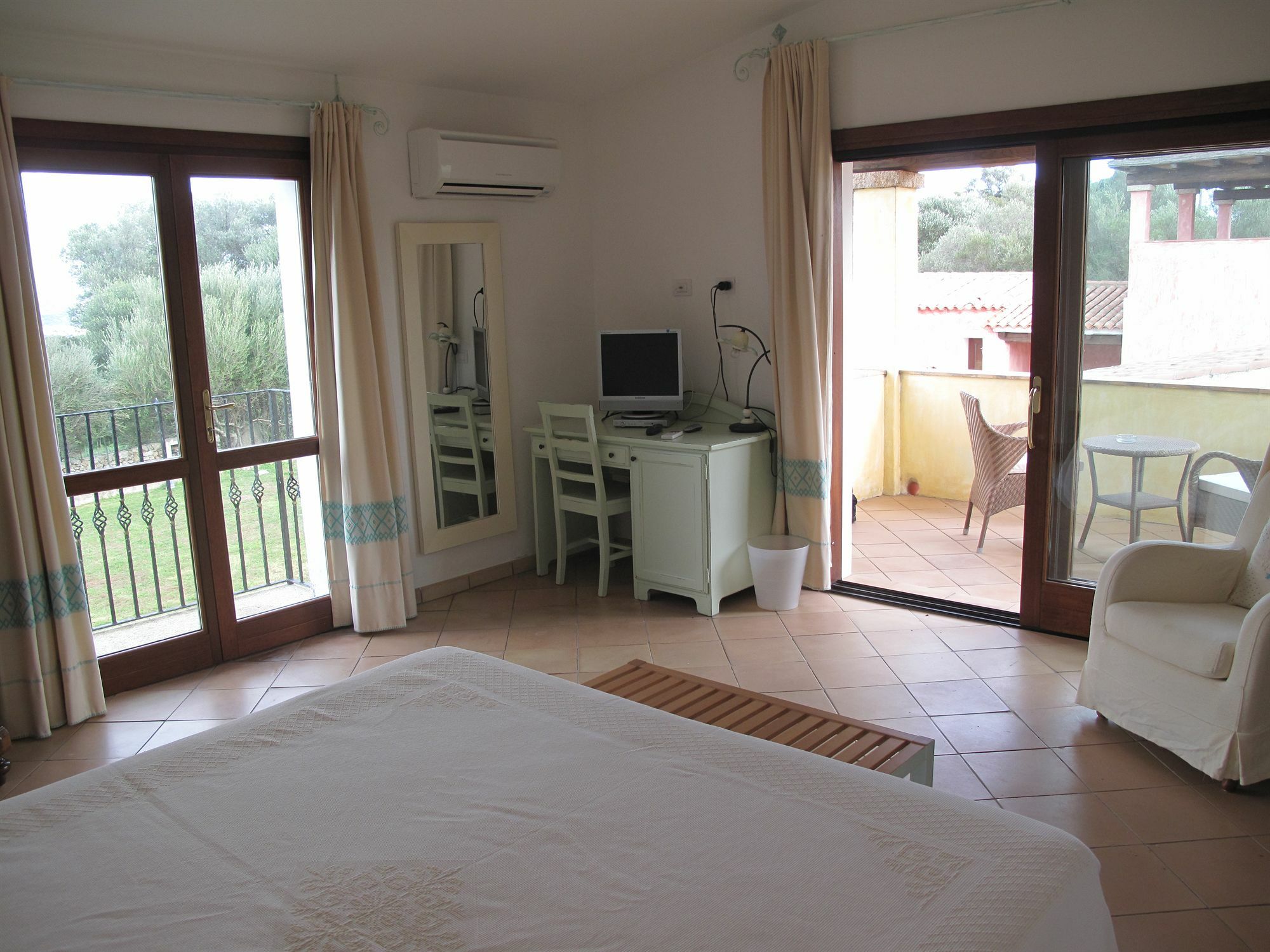 Jaddhu Agriturismo Country Resort Arzachena Exterior photo